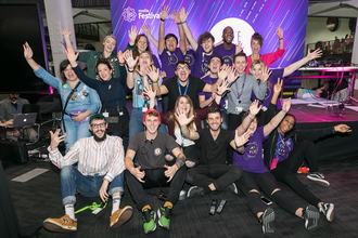 mozfest-volunteers-cheering