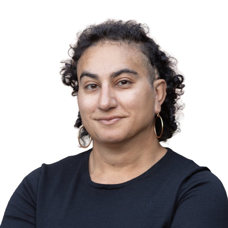 Photograph of Alex Hanna